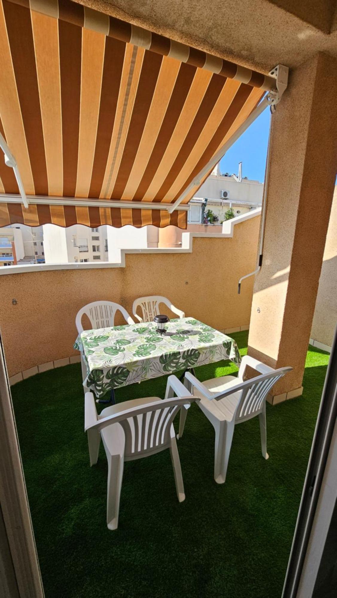 Rodas Apartment Torrevieja Exterior photo